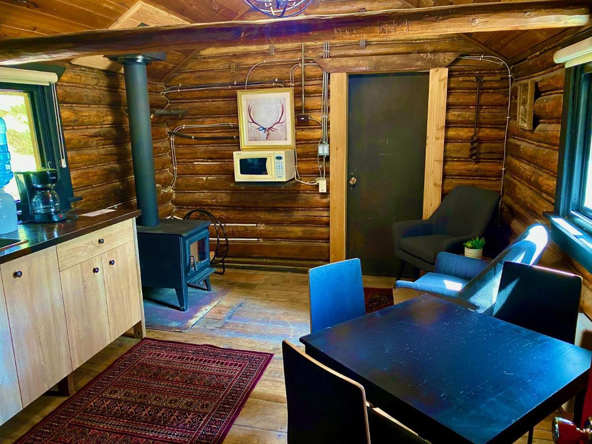 Chute Lake Lodge Naramata Ngoại thất bức ảnh